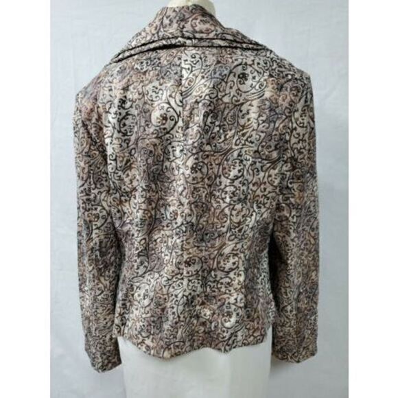 V Christina Beige Blazer Size XL Brown Paisley 2 Button - Picture 6 of 10